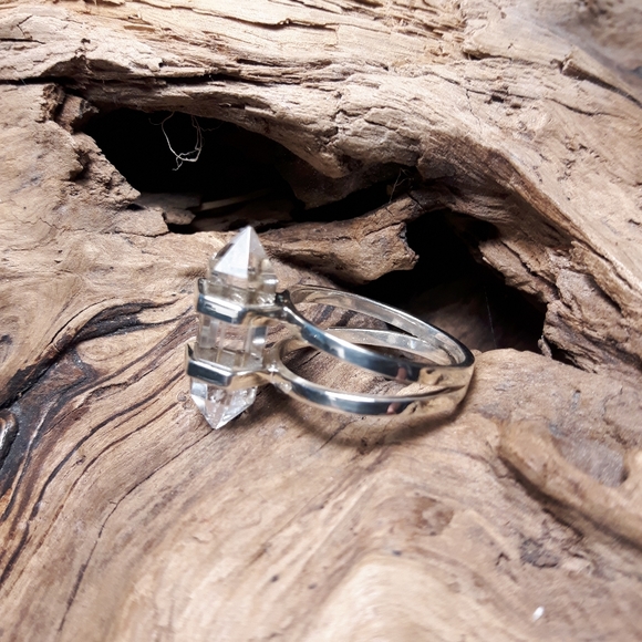 Sterling silver clear quartz ring - Picture 5 of 7